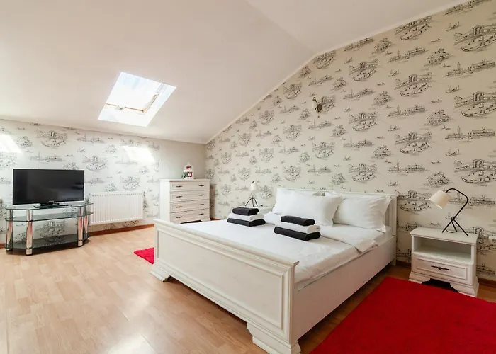 アパート Alfa Ohiienka 17 2 *